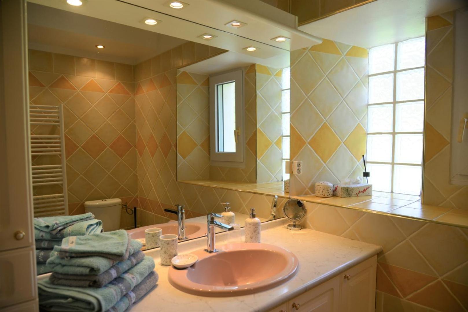 Bed and Breakfast Au Grand Bonheur Besseges Экстерьер фото